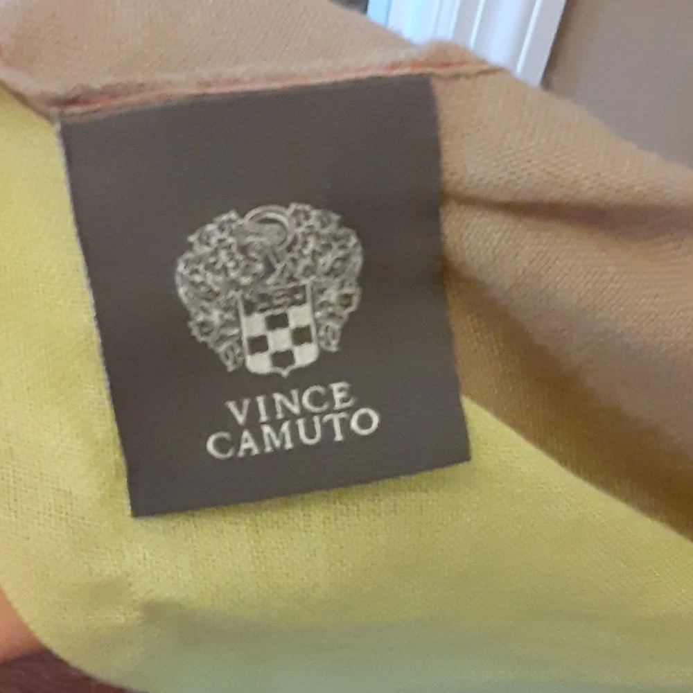 Vince Camuto sheer pink aqua yellow tan hombre rectangle scarf fringed edge EUC…
